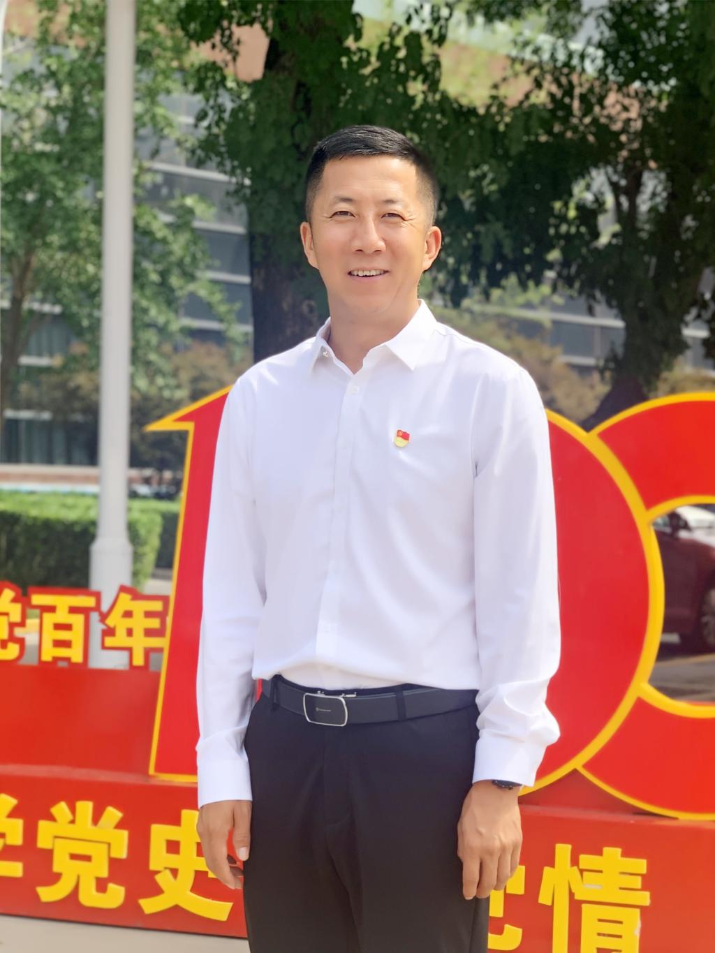 党总支副书记副院长李国政